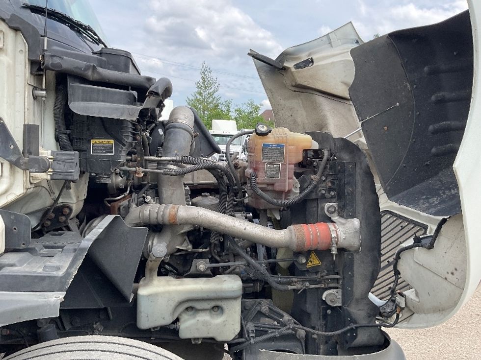 Day Cab Tractor-Heavy Duty Tractors-International-2020-RH613-Brooklyn Park-MN-195,646\n\t\tmiles-$ 24,250 - Image 15