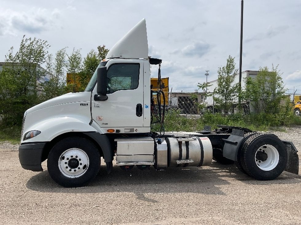 Day Cab Tractor-Heavy Duty Tractors-International-2020-RH613-Brooklyn Park-MN-195,646\n\t\tmiles-$ 24,250 - Image 4