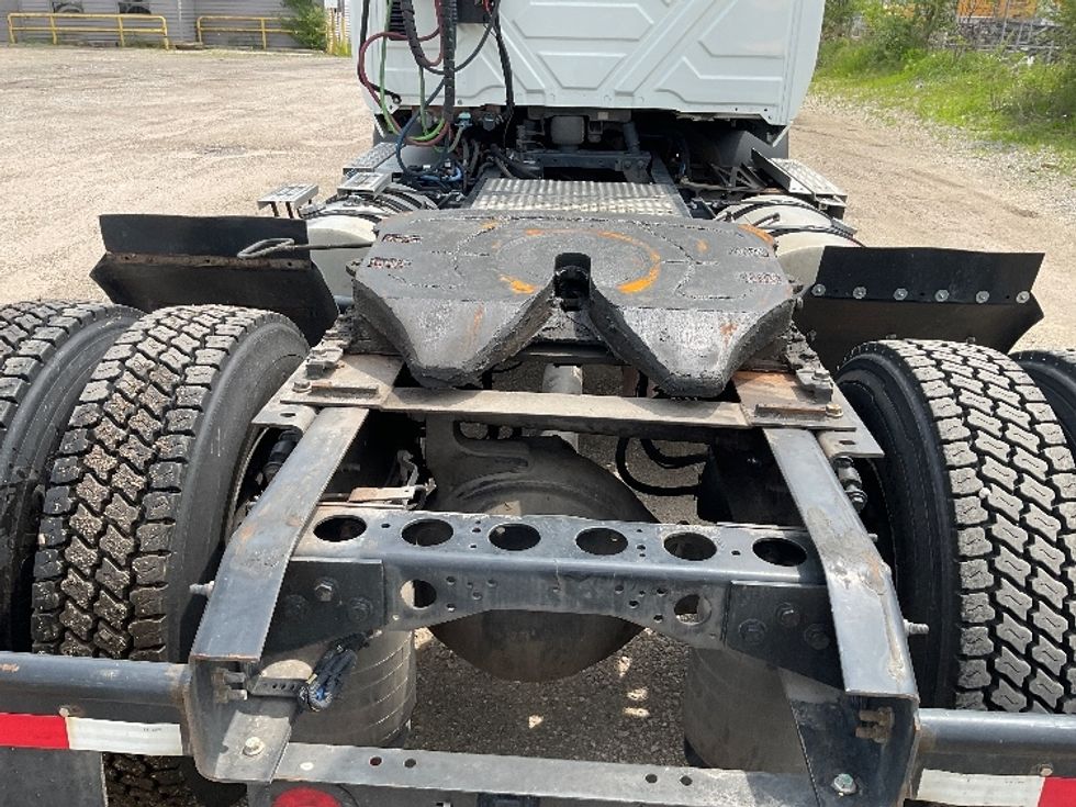 Day Cab Tractor-Heavy Duty Tractors-International-2020-RH613-Brooklyn Park-MN-195,646\n\t\tmiles-$ 24,250 - Image 6