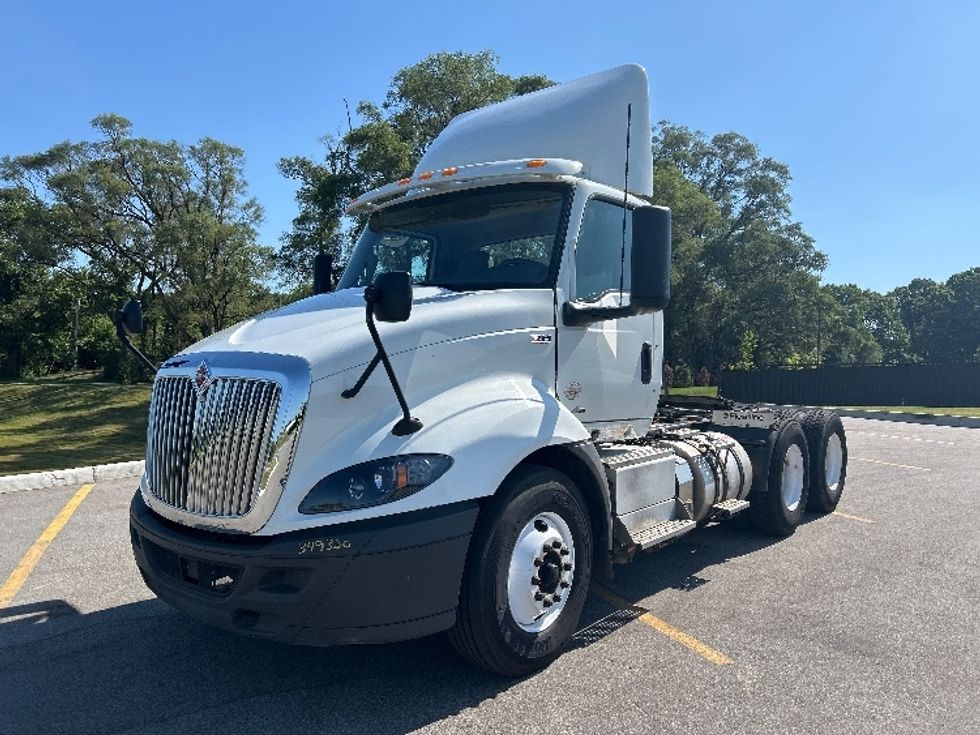 Day Cab Tractor-Heavy Duty Tractors-International-2020-RH613-Byron Center-MI-288,614\n\t\tmiles-$ 30,500 - Image 3