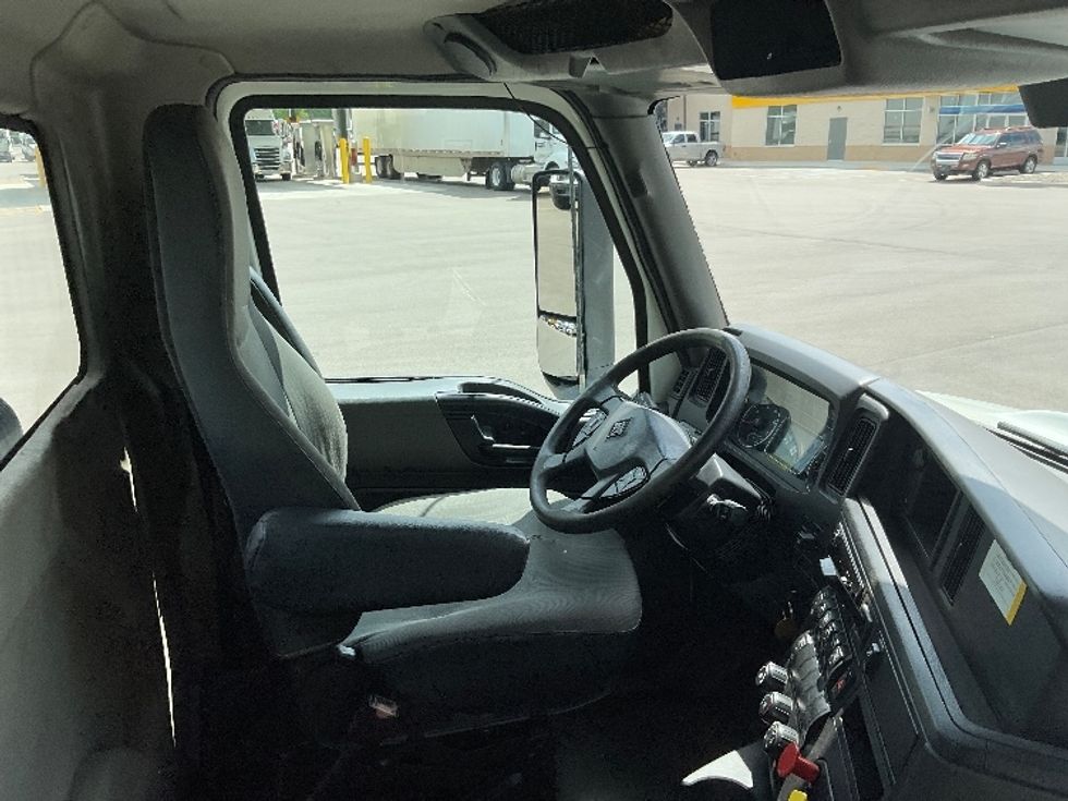 Day Cab Tractor-Heavy Duty Tractors-International-2020-RH613-Byron Center-MI-364,433\n\t\tmiles-$ 28,250 - Image 14