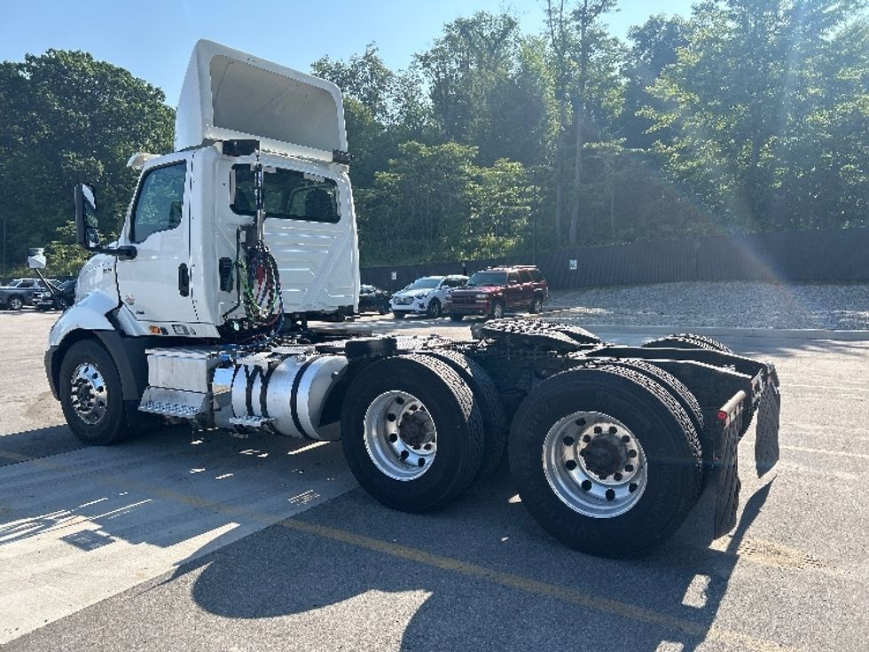 Day Cab Tractor-Heavy Duty Tractors-International-2020-RH613-Byron Center-MI-400,803\n\t\tmiles-$ 26,250 - Image 5
