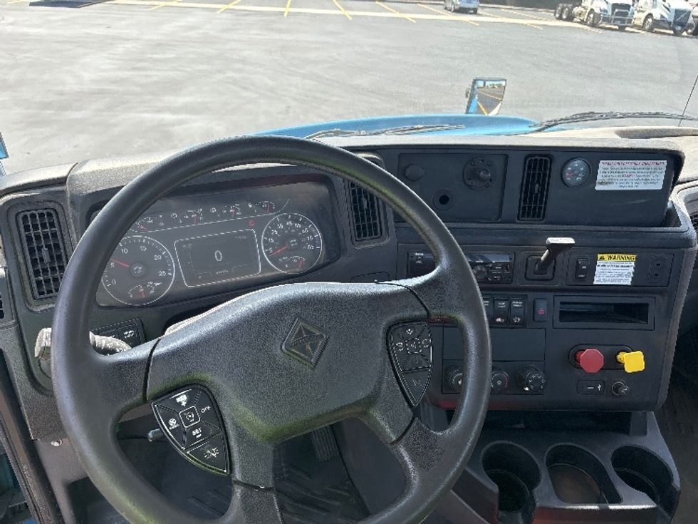 Day Cab Tractor-Heavy Duty Tractors-International-2020-RH613-Byron Center-MI-443,936\n\t\tmiles-$ 16,500 - Image 11