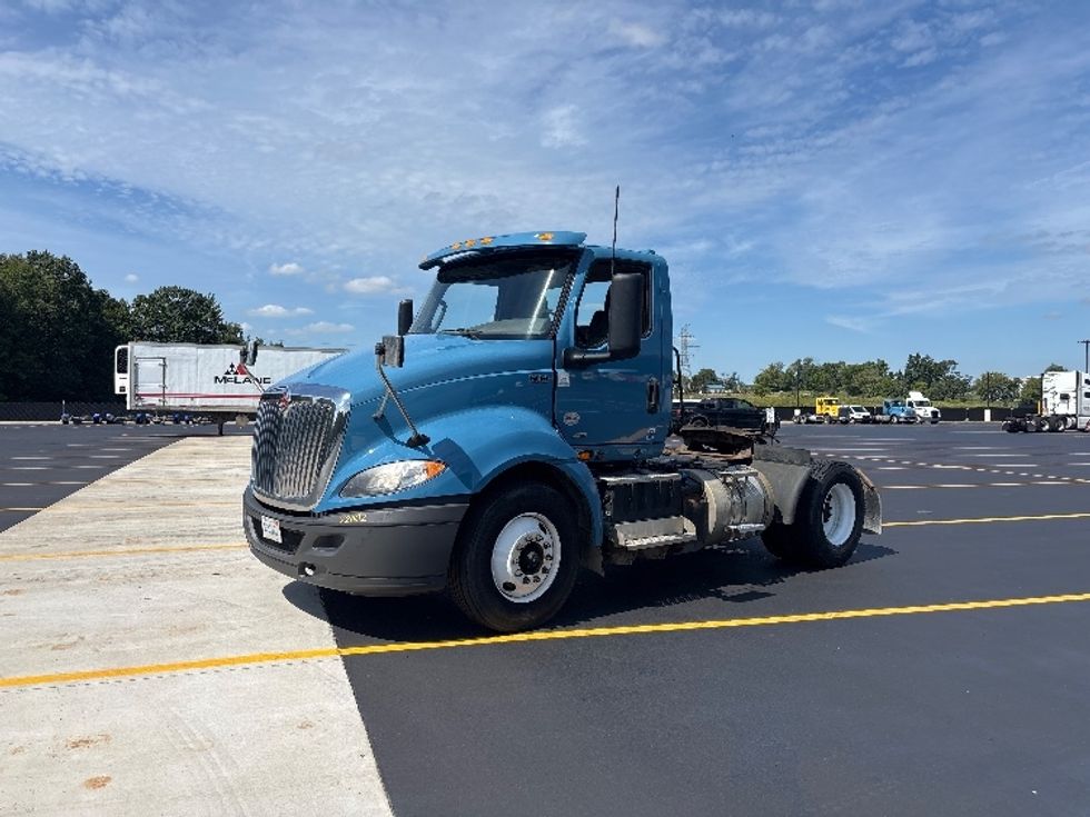 Day Cab Tractor-Heavy Duty Tractors-International-2020-RH613-Byron Center-MI-443,936\n\t\tmiles-$ 16,500 - Image 3