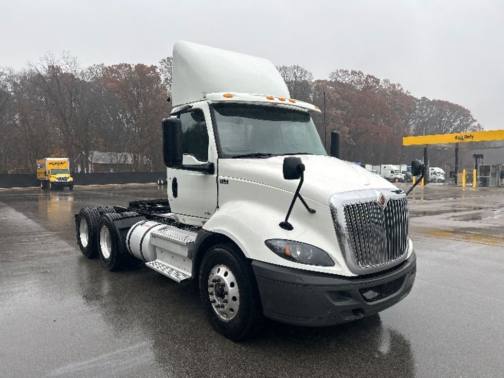 Day Cab Tractor-Heavy Duty Tractors-International-2020-RH613-Byron Center-MI-474,997\n\t\tmiles-$ 24,750 - Image 1