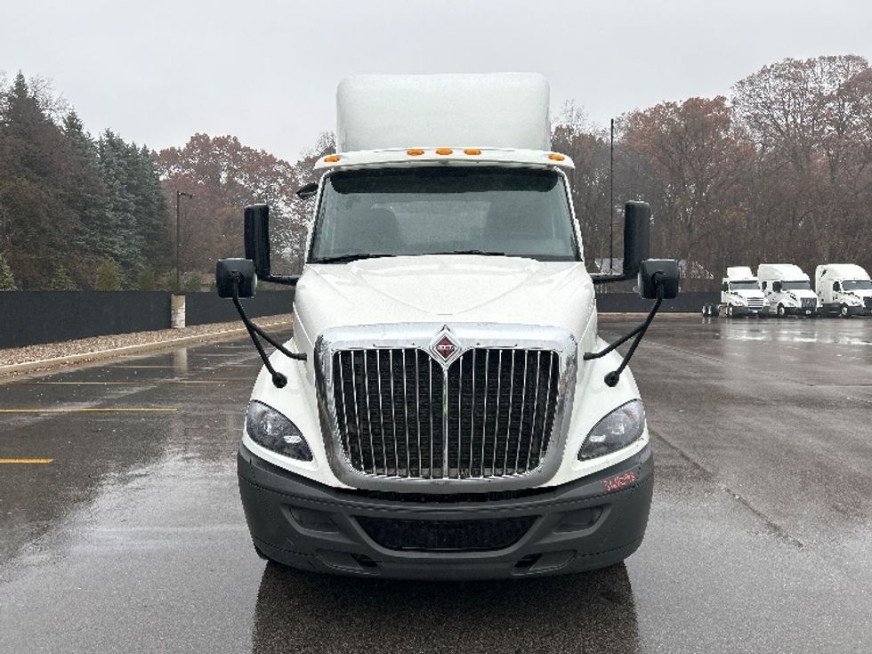 Day Cab Tractor-Heavy Duty Tractors-International-2020-RH613-Byron Center-MI-474,997\n\t\tmiles-$ 24,750 - Image 2