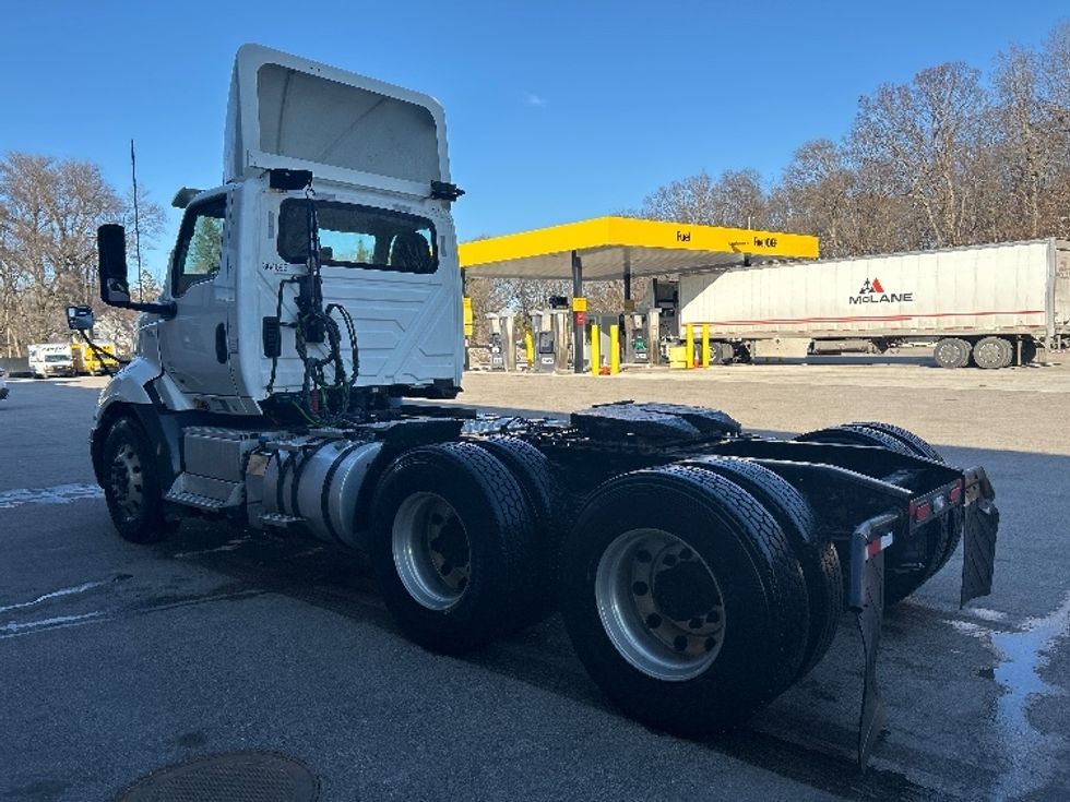 Day Cab Tractor-Heavy Duty Tractors-International-2020-RH613-Byron Center-MI-498,251\n\t\tmiles-$ 21,250 - Image 5