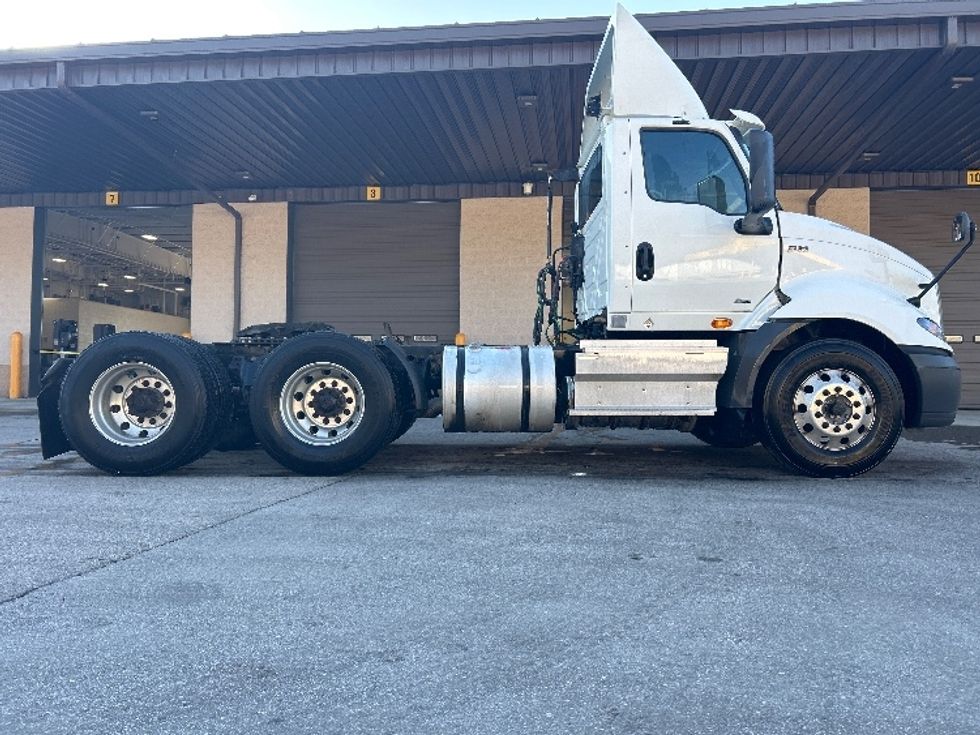 Day Cab Tractor-Heavy Duty Tractors-International-2020-RH613-Byron Center-MI-498,251\n\t\tmiles-$ 21,250 - Image 8