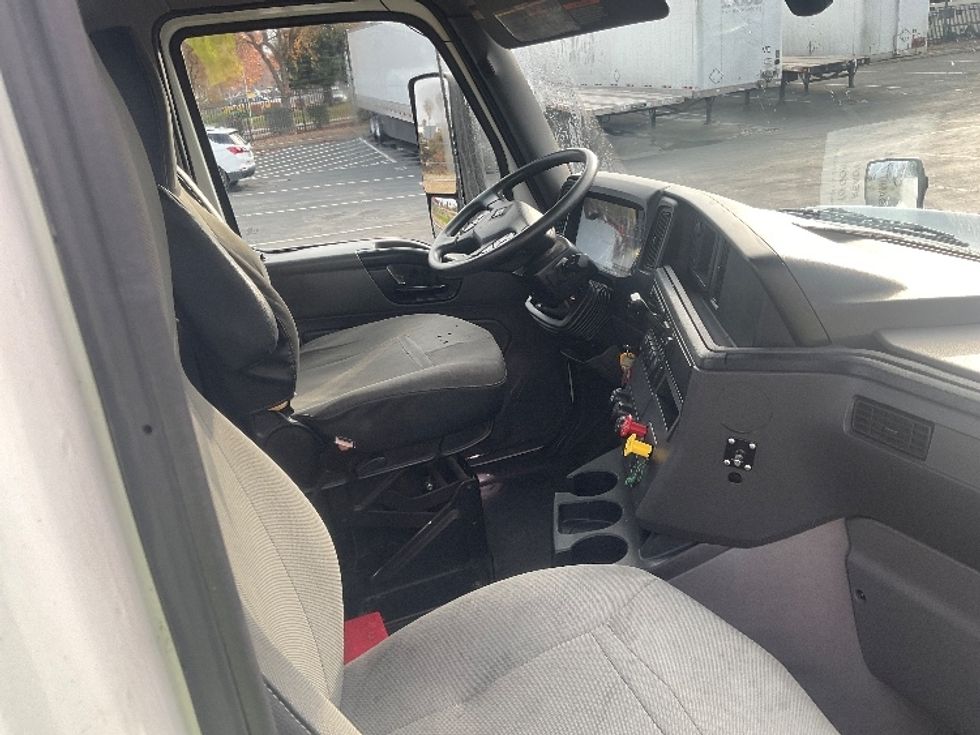 Day Cab Tractor-Heavy Duty Tractors-International-2020-RH613-Ceres-CA-289,984\n\t\tmiles-$ 23,750 - Image 13