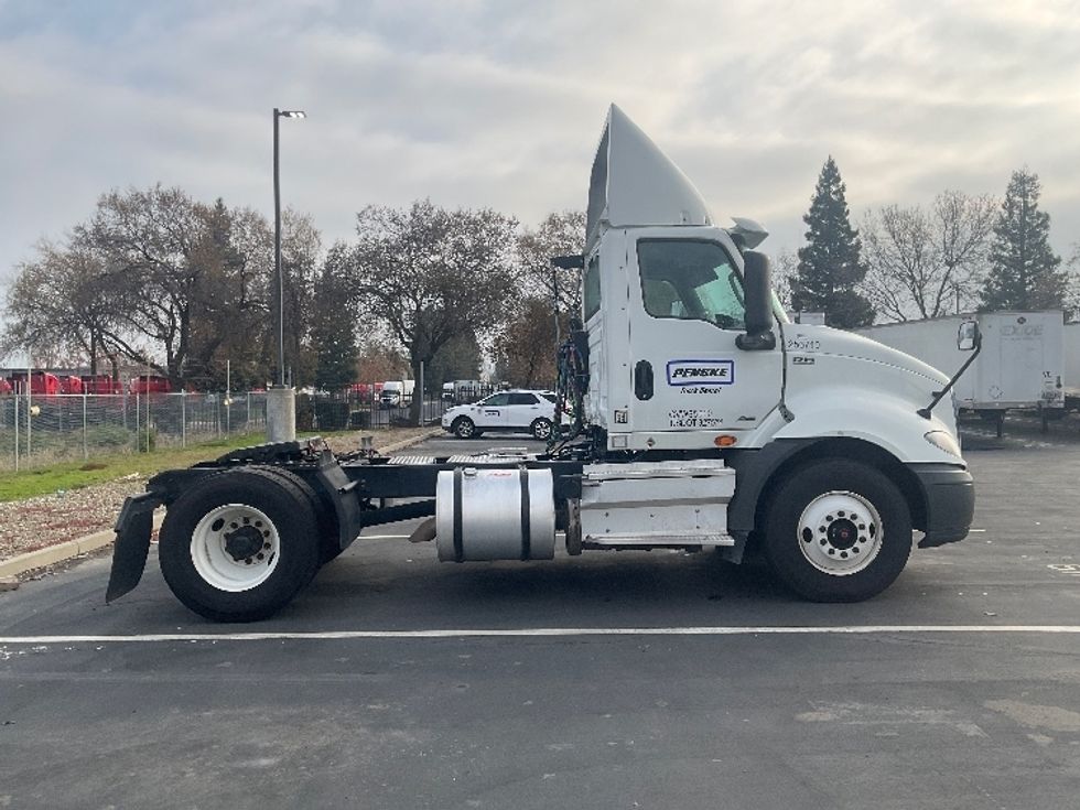 Day Cab Tractor-Heavy Duty Tractors-International-2020-RH613-Ceres-CA-289,984\n\t\tmiles-$ 23,750 - Image 8