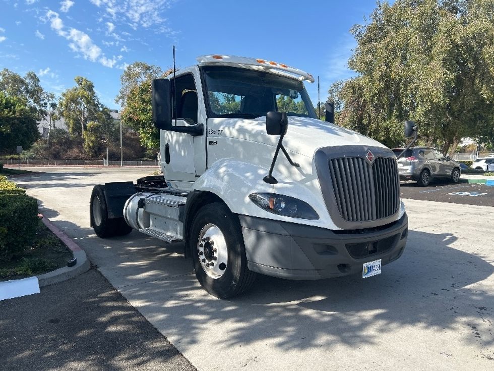 Day Cab Tractor-Heavy Duty Tractors-International-2020-RH613-City Of Industry-CA-131,112\n\t\tmiles-$ 22,750 - Image 1