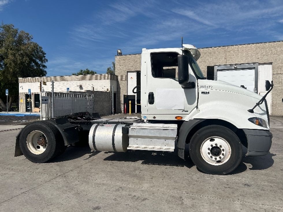 Day Cab Tractor-Heavy Duty Tractors-International-2020-RH613-City Of Industry-CA-131,112\n\t\tmiles-$ 22,750 - Image 8