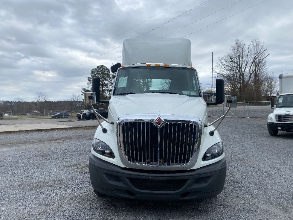 Day Cab Tractor-Heavy Duty Tractors-International-2020-RH613-Cleveland-TN-331,388\n\t\tmiles-$ 32,500 - Image 2