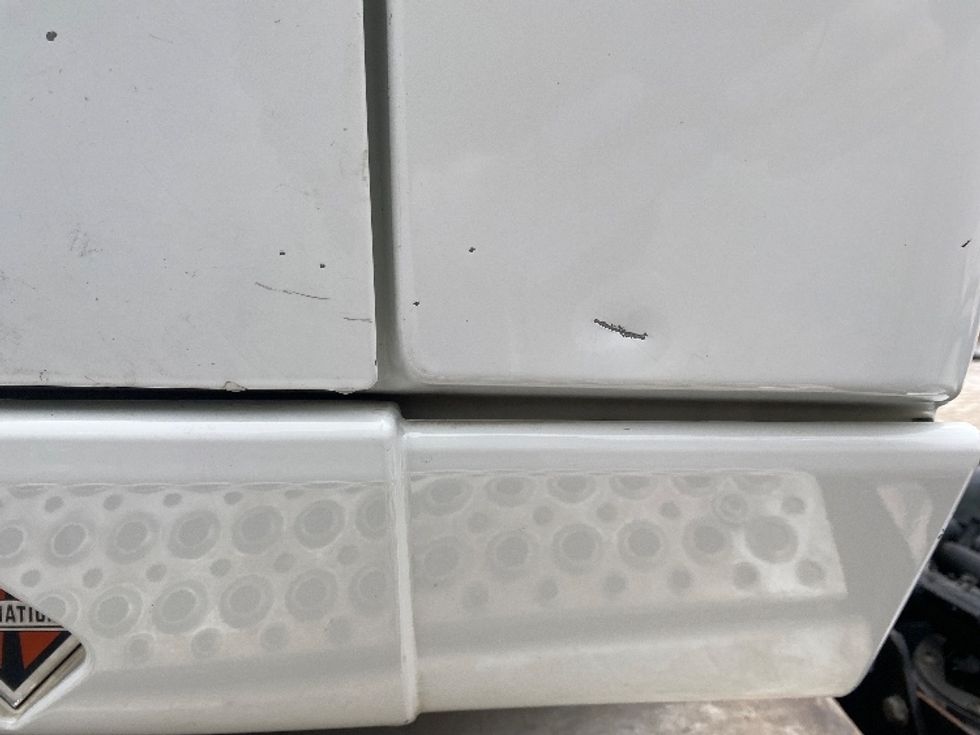 Day Cab Tractor-Heavy Duty Tractors-International-2020-RH613-Cleveland-TN-331,388\n\t\tmiles-$ 32,500 - Image 20