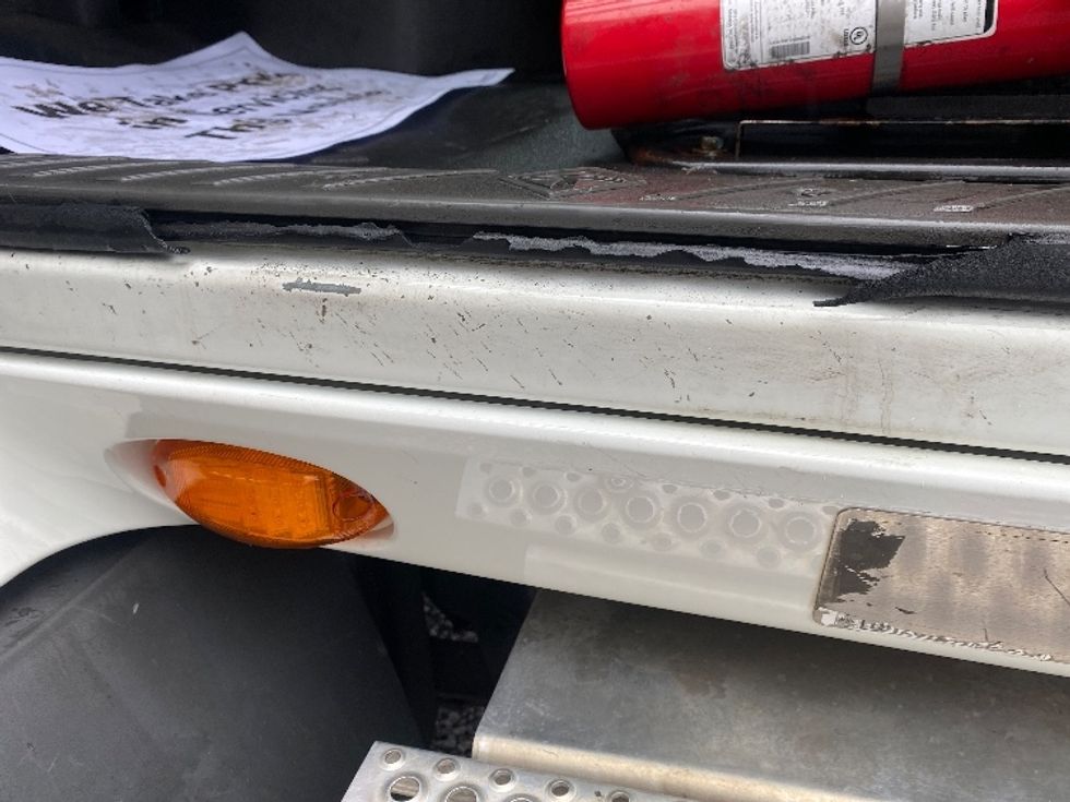 Day Cab Tractor-Heavy Duty Tractors-International-2020-RH613-Cleveland-TN-331,388\n\t\tmiles-$ 32,500 - Image 22