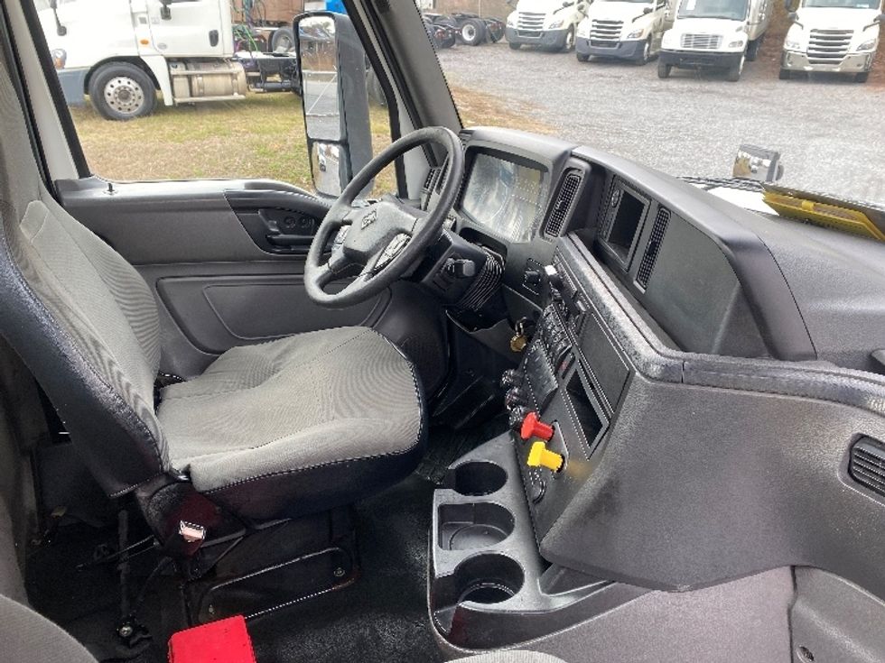 Day Cab Tractor-Heavy Duty Tractors-International-2020-RH613-Cleveland-TN-363,377\n\t\tmiles-$ 31,250 - Image 14