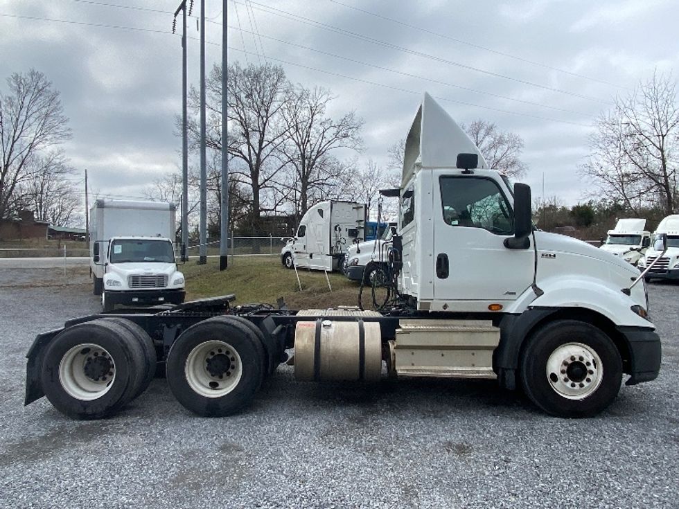 Day Cab Tractor-Heavy Duty Tractors-International-2020-RH613-Cleveland-TN-363,377\n\t\tmiles-$ 31,250 - Image 8