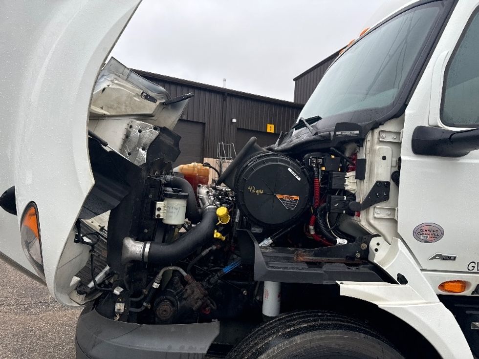 Day Cab Tractor-Heavy Duty Tractors-International-2020-RH613-Comstock Park-MI-436,005\n\t\tmiles-$ 22,250 - Image 16