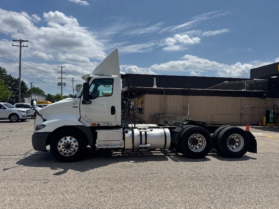Day Cab Tractor-Heavy Duty Tractors-International-2020-RH613-Comstock Park-MI-444,548\n\t\tmiles-$ 26,250 - Image 4