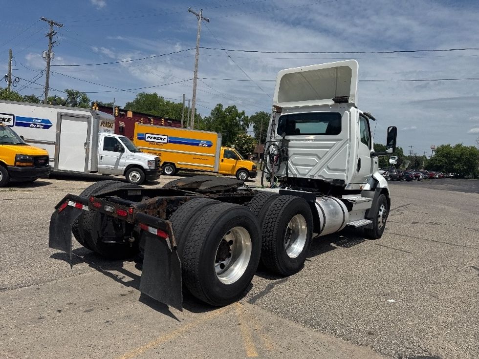 Day Cab Tractor-Heavy Duty Tractors-International-2020-RH613-Comstock Park-MI-444,548\n\t\tmiles-$ 26,250 - Image 7