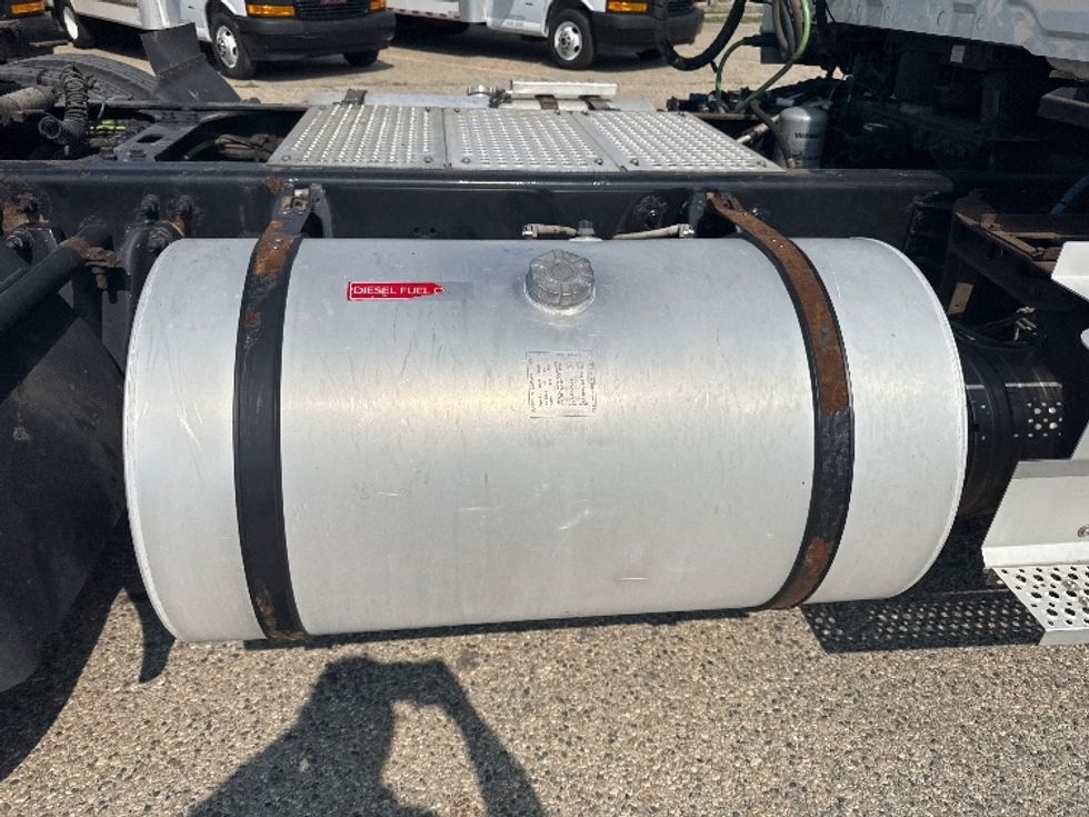 Day Cab Tractor-Heavy Duty Tractors-International-2020-RH613-Comstock Park-MI-539,738\n\t\tmiles-$ 26,250 - Image 18