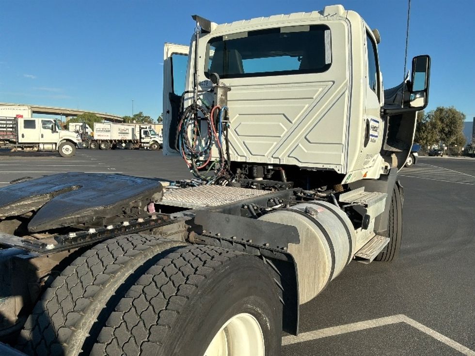 Day Cab Tractor-Heavy Duty Tractors-International-2020-RH613-Corona-CA-263,079\n\t\tmiles-$ 23,750 - Image 16