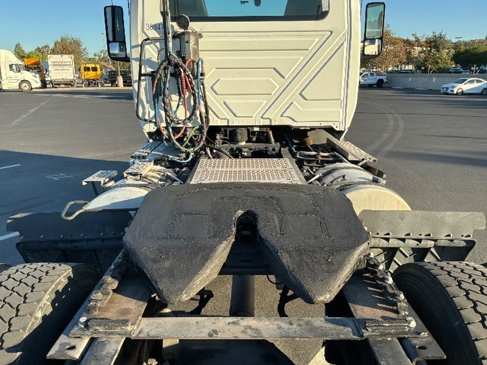 Day Cab Tractor-Heavy Duty Tractors-International-2020-RH613-Corona-CA-263,079\n\t\tmiles-$ 23,750 - Image 6