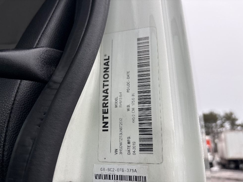 Day Cab Tractor-Heavy Duty Tractors-International-2020-RH613-Cranbury-NJ-245,837\n\t\tmiles-$ 33,000 - Image 17