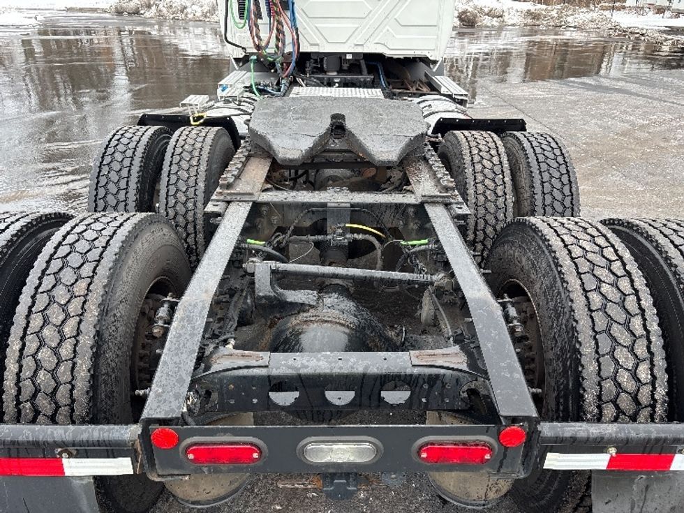 Day Cab Tractor-Heavy Duty Tractors-International-2020-RH613-Cranbury-NJ-245,837\n\t\tmiles-$ 33,000 - Image 6