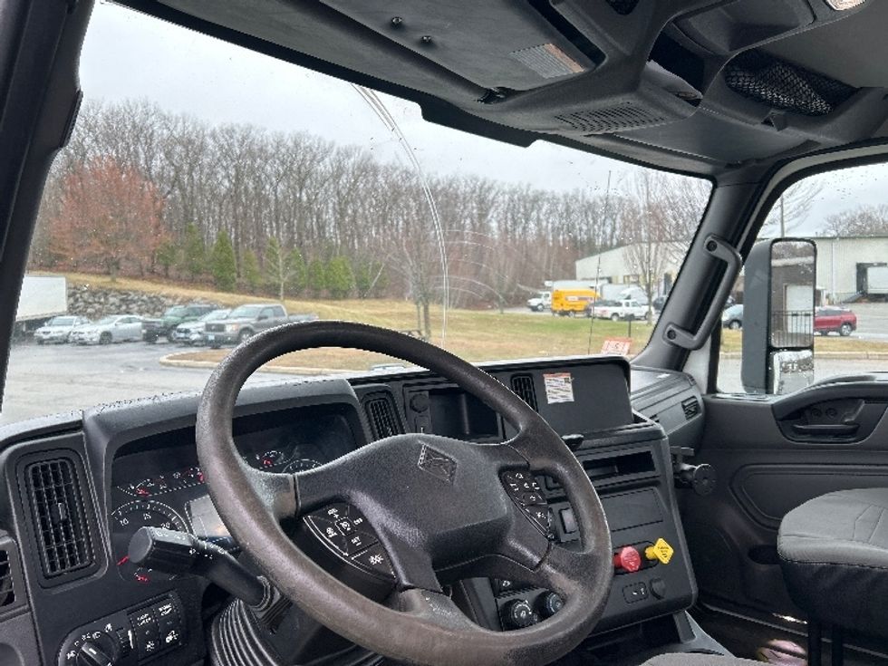 Day Cab Tractor-Heavy Duty Tractors-International-2020-RH613-Fitchburg-MA-336,426\n\t\tmiles-$ 30,500 - Image 10