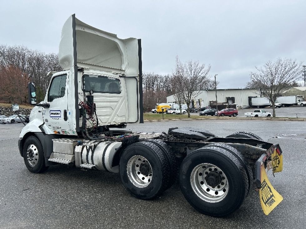 Day Cab Tractor-Heavy Duty Tractors-International-2020-RH613-Fitchburg-MA-336,426\n\t\tmiles-$ 30,500 - Image 5