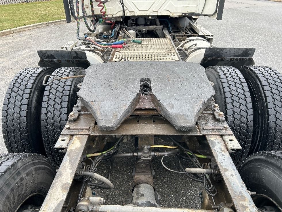 Day Cab Tractor-Heavy Duty Tractors-International-2020-RH613-Fitchburg-MA-336,426\n\t\tmiles-$ 30,500 - Image 6