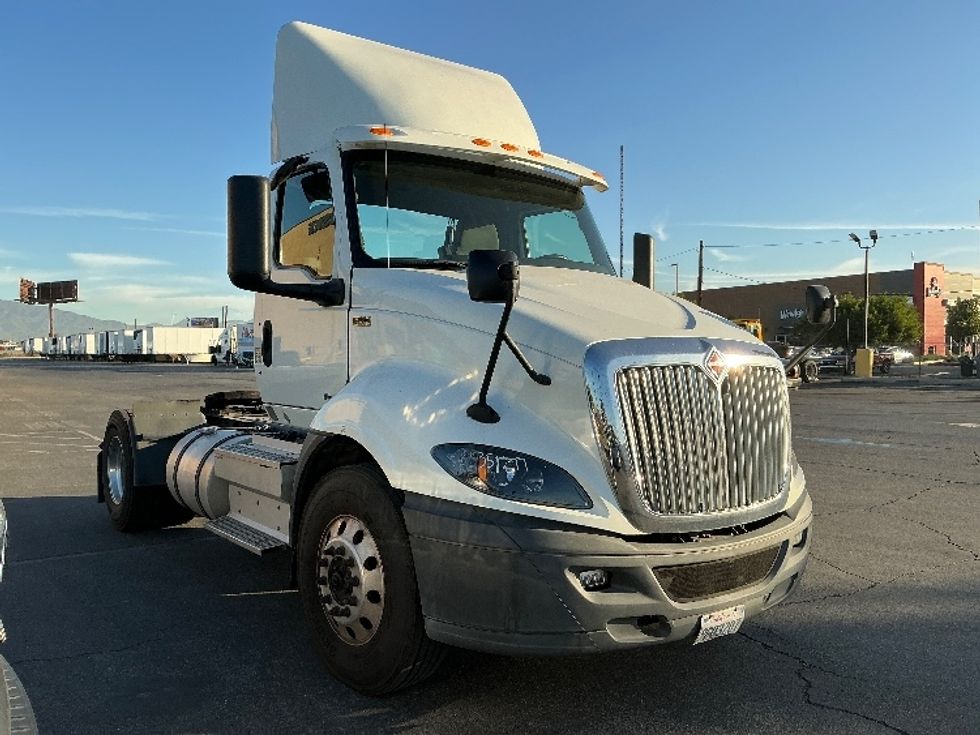 Day Cab Tractor-Heavy Duty Tractors-International-2020-RH613-Fontana-CA-173,552\n\t\tmiles-$ 30,750 - Image 1