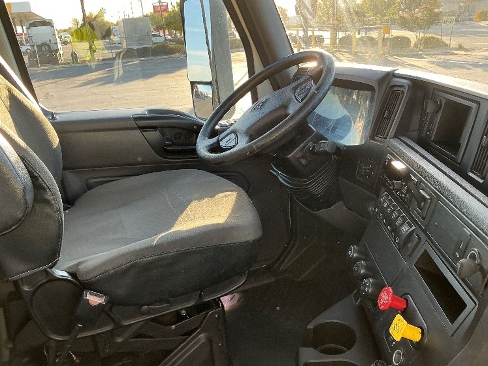 Day Cab Tractor-Heavy Duty Tractors-International-2020-RH613-Fontana-CA-173,552\n\t\tmiles-$ 30,750 - Image 14