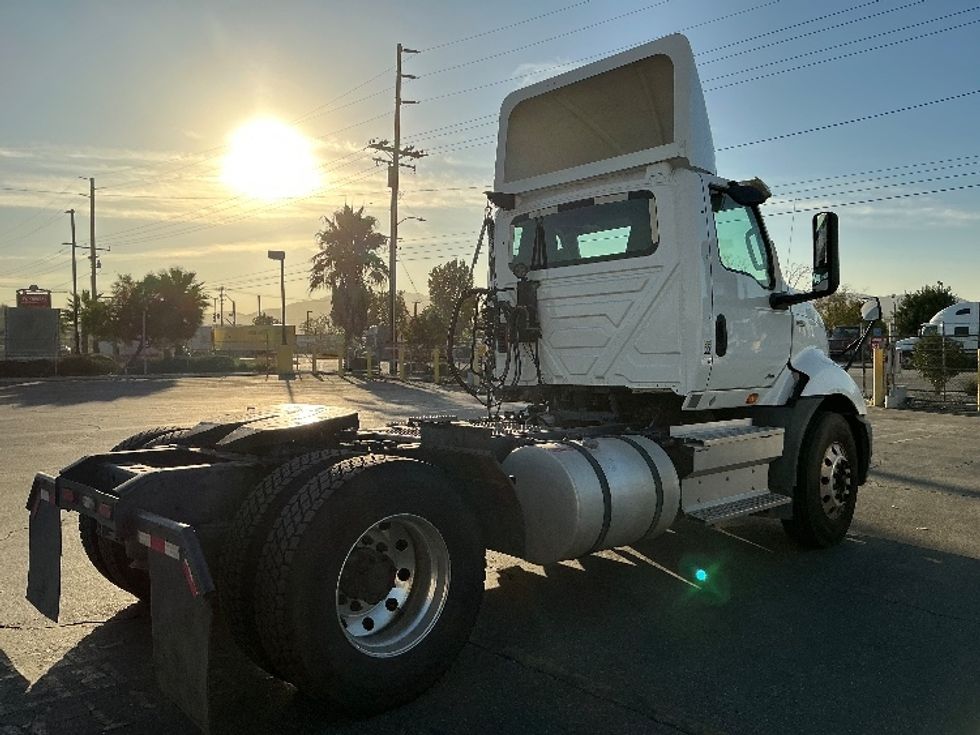 Day Cab Tractor-Heavy Duty Tractors-International-2020-RH613-Fontana-CA-173,552\n\t\tmiles-$ 30,750 - Image 7