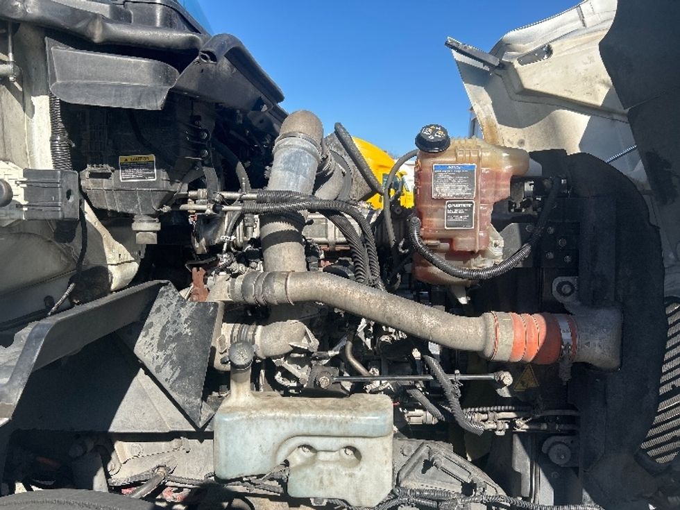 Day Cab Tractor-Heavy Duty Tractors-International-2020-RH613-Fontana-CA-206,514\n\t\tmiles-$ 34,250 - Image 14