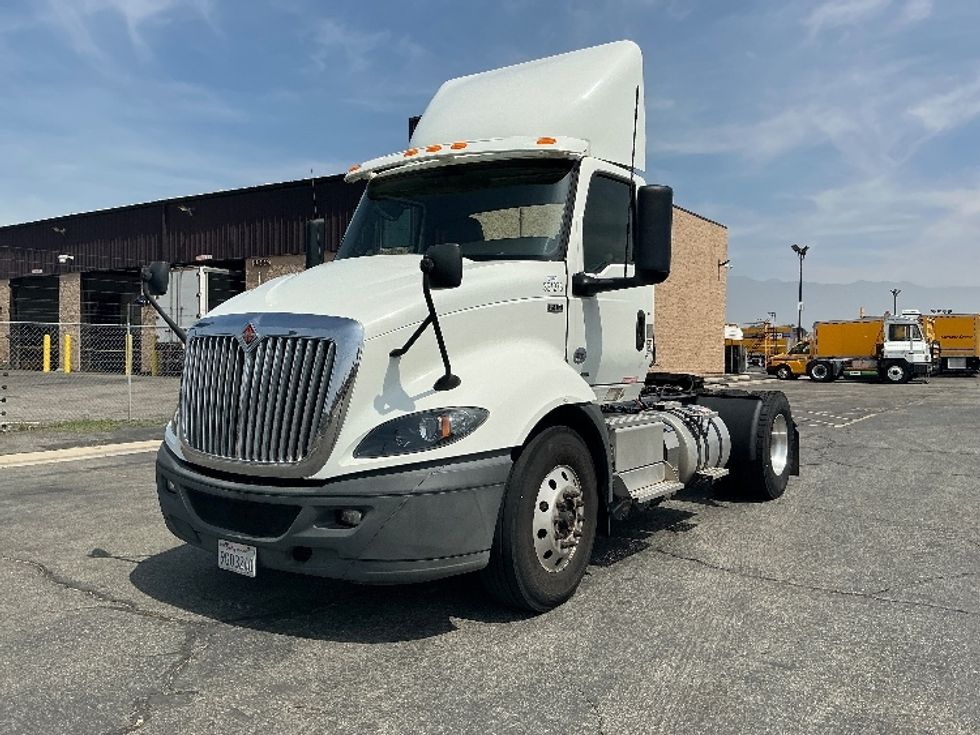Day Cab Tractor-Heavy Duty Tractors-International-2020-RH613-Fontana-CA-279,428\n\t\tmiles-$ 21,000 - Image 3