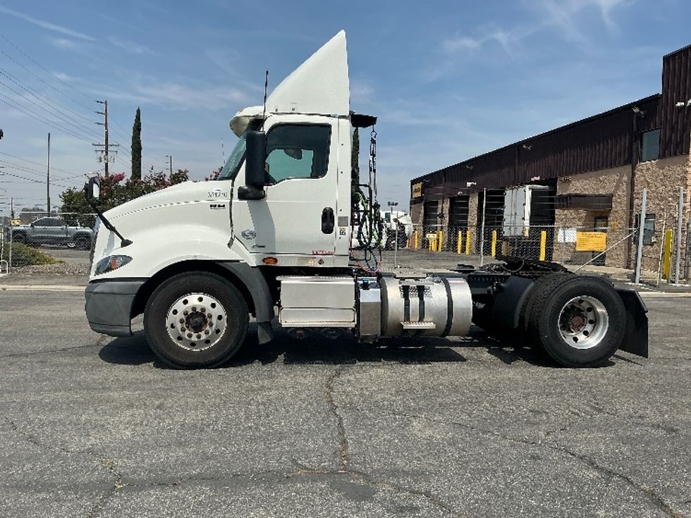 Day Cab Tractor-Heavy Duty Tractors-International-2020-RH613-Fontana-CA-279,428\n\t\tmiles-$ 21,000 - Image 4