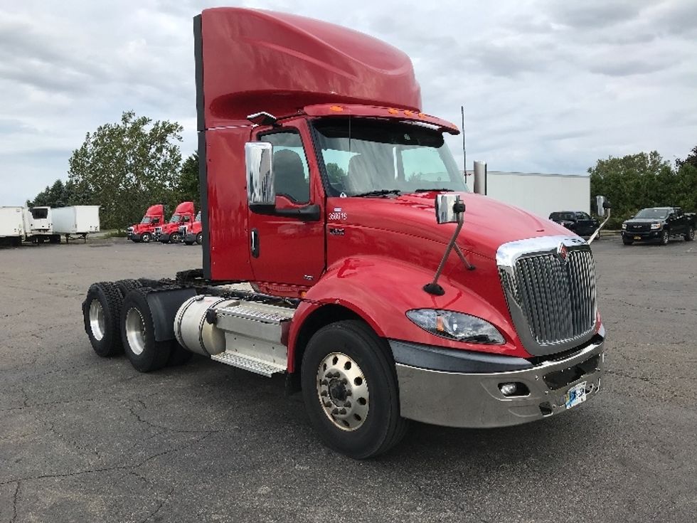 Day Cab Tractor-Heavy Duty Tractors-International-2020-RH613-Fredonia-NY-242,997\n\t\tmiles-$ 38,000 - Image 1