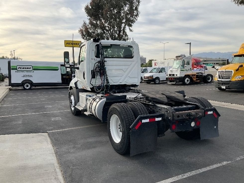 Day Cab Tractor-Heavy Duty Tractors-International-2020-RH613-Fresno-CA-264,074\n\t\tmiles-$ 21,500 - Image 5