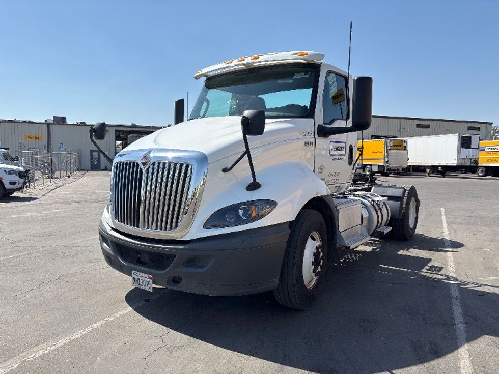 Day Cab Tractor-Heavy Duty Tractors-International-2020-RH613-Fresno-CA-273,109\n\t\tmiles-$ 23,750 - Image 3