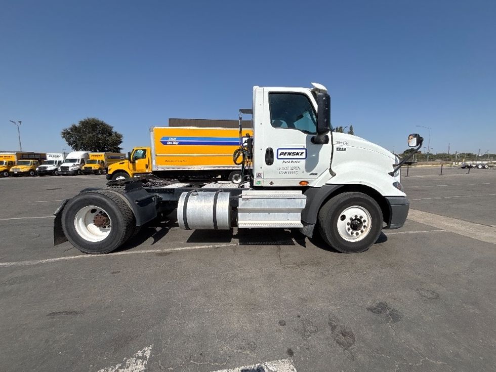 Day Cab Tractor-Heavy Duty Tractors-International-2020-RH613-Fresno-CA-273,109\n\t\tmiles-$ 23,750 - Image 8