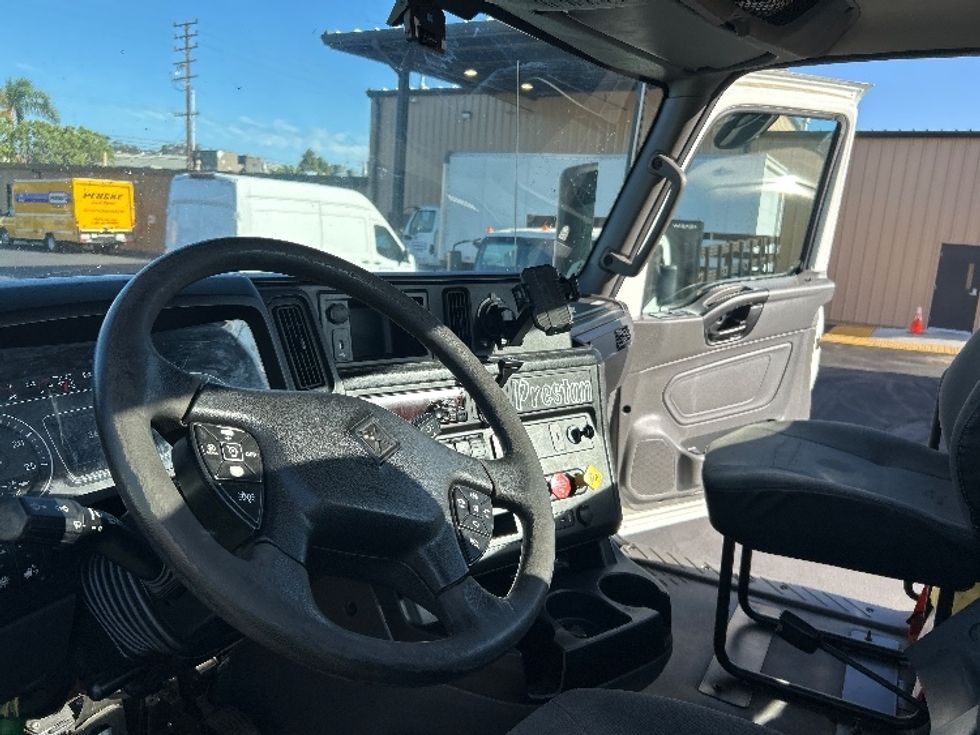 Day Cab Tractor-Heavy Duty Tractors-International-2020-RH613-Fresno-CA-368,459\n\t\tmiles-$ 21,250 - Image 10