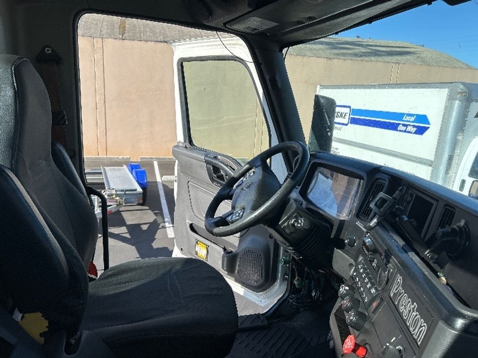 Day Cab Tractor-Heavy Duty Tractors-International-2020-RH613-Fresno-CA-368,459\n\t\tmiles-$ 21,250 - Image 14