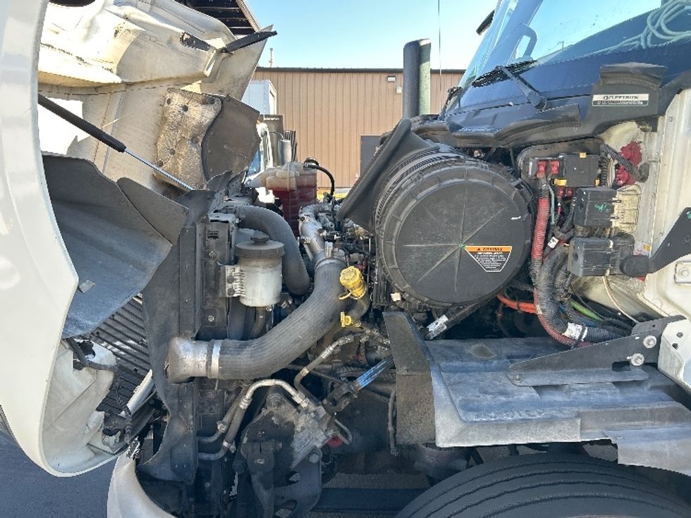 Day Cab Tractor-Heavy Duty Tractors-International-2020-RH613-Fresno-CA-368,459\n\t\tmiles-$ 21,250 - Image 16