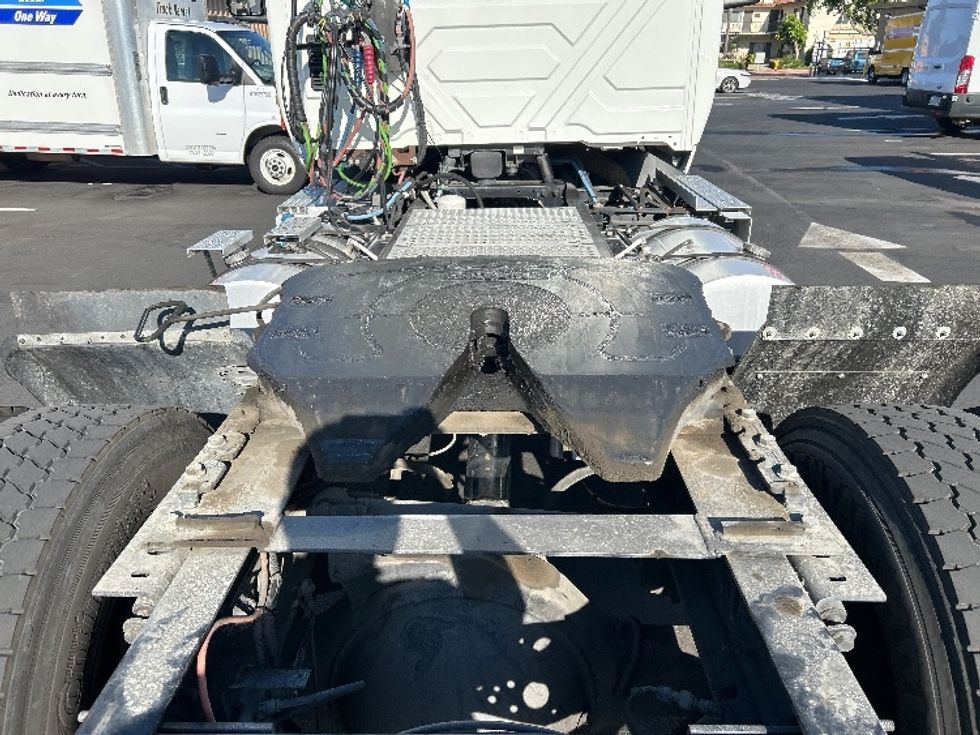 Day Cab Tractor-Heavy Duty Tractors-International-2020-RH613-Fresno-CA-368,459\n\t\tmiles-$ 21,250 - Image 6