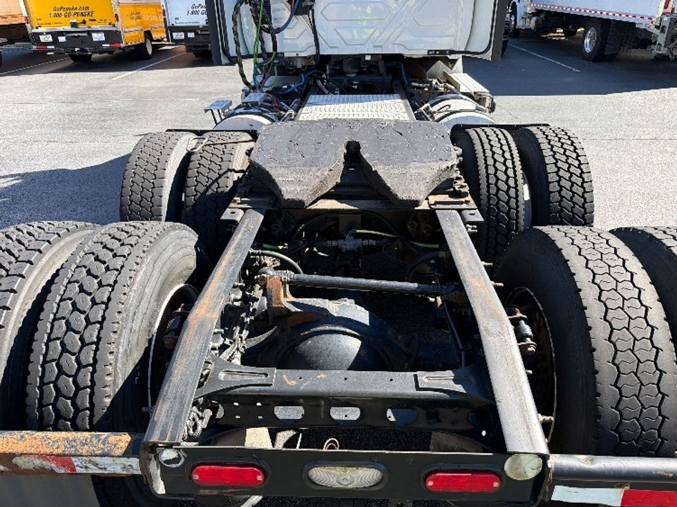 Day Cab Tractor-Heavy Duty Tractors-International-2020-RH613-Greensboro-NC-285,074\n\t\tmiles-$ 35,000 - Image 6