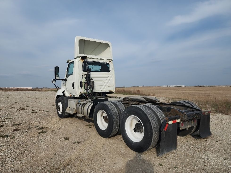 Day Cab Tractor-Heavy Duty Tractors-International-2020-RH613-Holland-MI-411,478\n\t\tmiles-$ 26,250 - Image 5