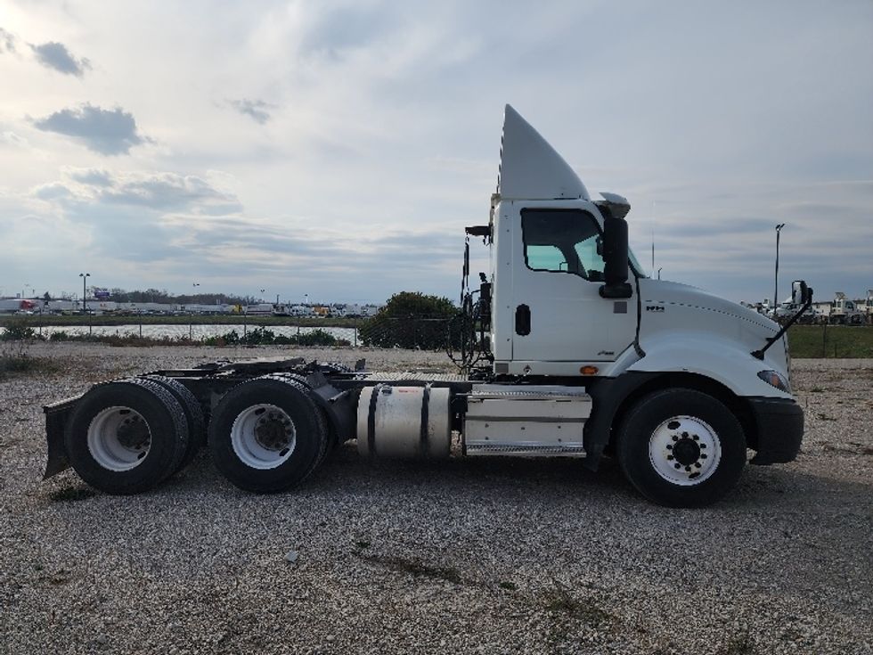 Day Cab Tractor-Heavy Duty Tractors-International-2020-RH613-Holland-MI-411,478\n\t\tmiles-$ 26,250 - Image 8