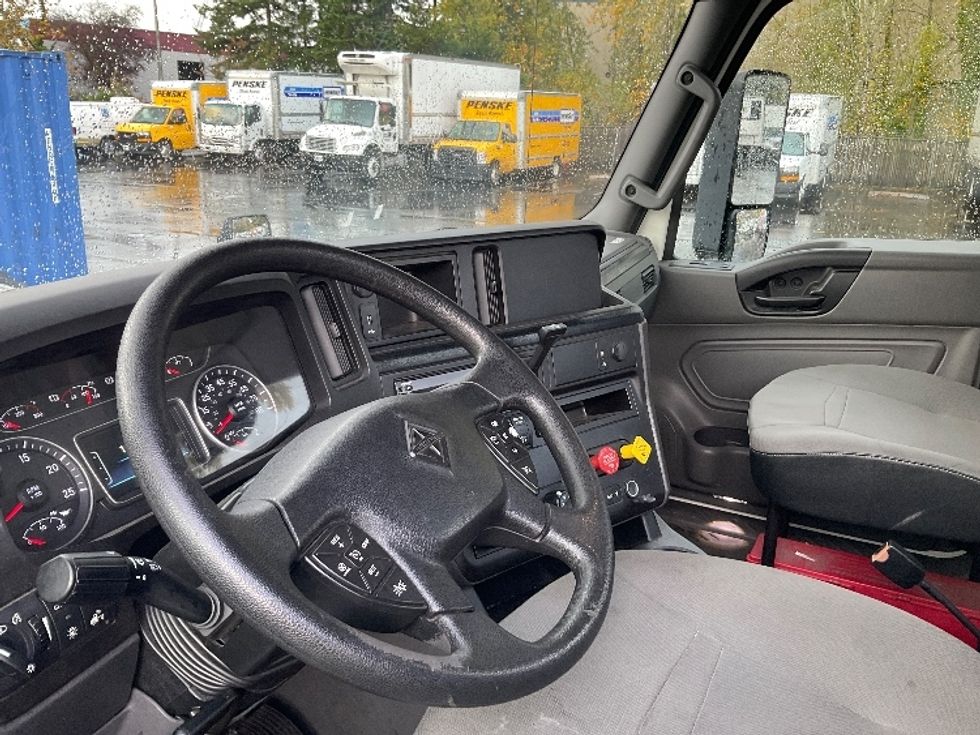 Day Cab Tractor-Heavy Duty Tractors-International-2020-RH613-Kent-WA-166,243\n\t\tmiles-$ 26,500 - Image 10